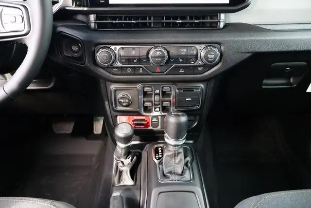 2026 Jeep Wrangler 4-Door Willys 4x4