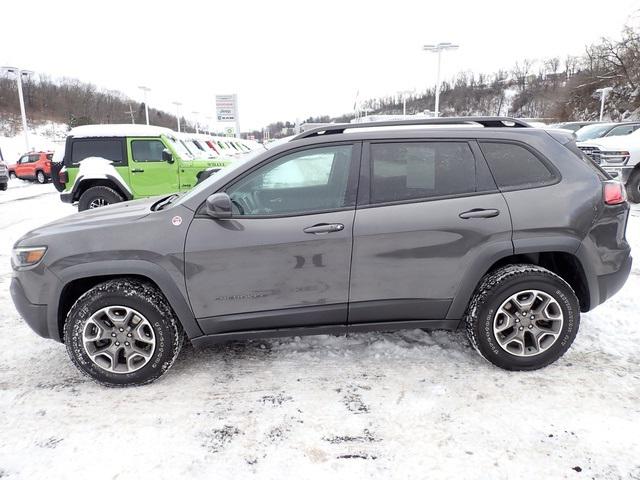 2022 Jeep Cherokee Trailhawk 4x4 2022 Jeep Cherokee Trailhawk 4x4