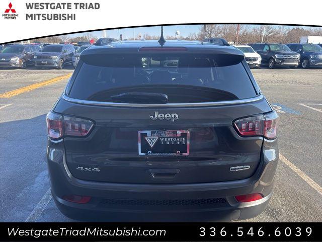 2022 Jeep Compass Latitude Lux 4x4