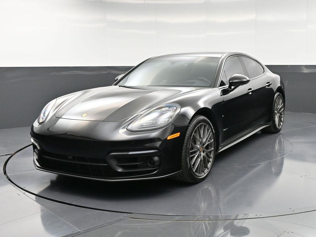 /2022 Porsche Panamera