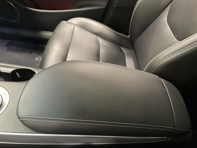 2023 Genesis GV70 2.5T AWD