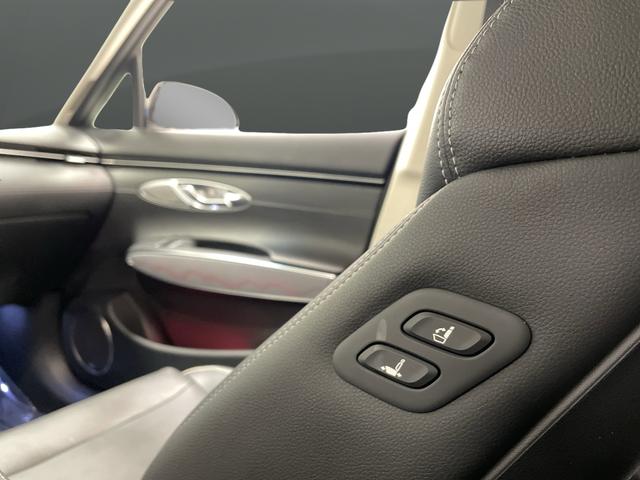 2023 Genesis GV70 2.5T AWD
