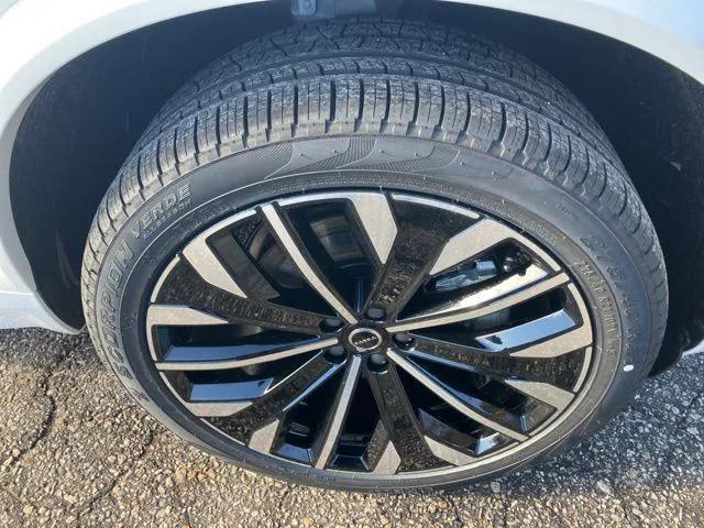 2026 Volvo XC90 Plus, B6 AWD Gas (mild hybrid), Gasoline, Bright, 7 Seats