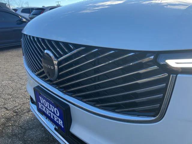 2026 Volvo XC90 Plus, B6 AWD Gas (mild hybrid), Gasoline, Bright, 7 Seats