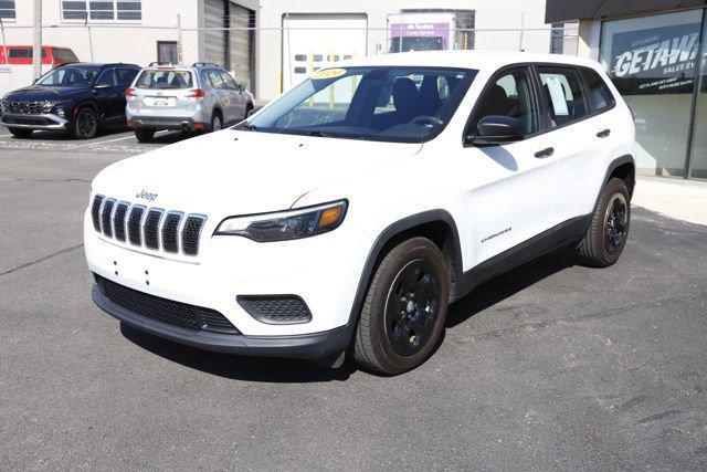 2019 Jeep Cherokee Sport