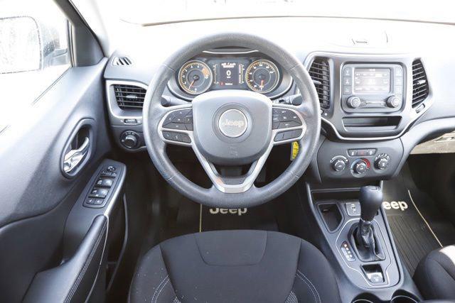 2019 Jeep Cherokee Sport