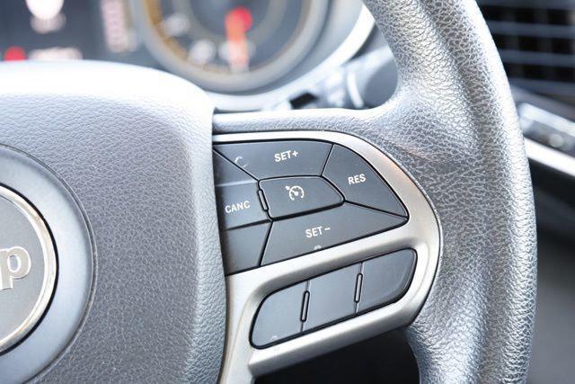 2019 Jeep Cherokee Sport