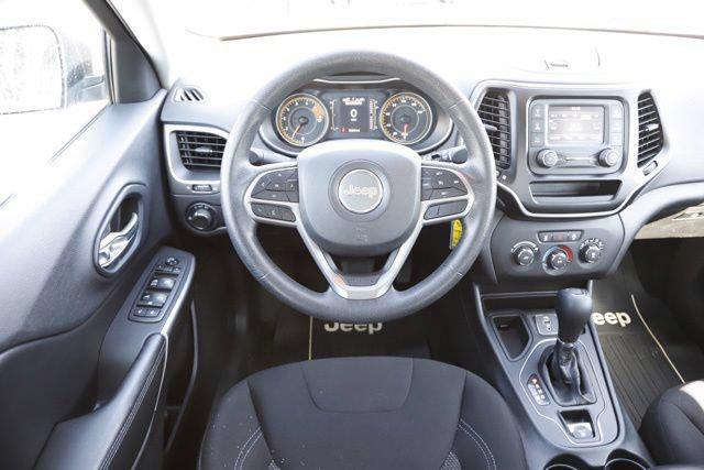 2019 Jeep Cherokee Sport