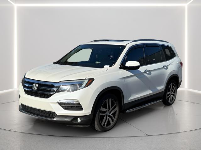 2016 Honda Pilot Touring's photo