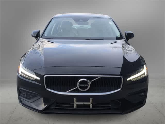 2021 Volvo S60 T5 Momentum