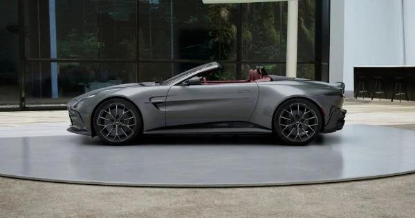 2026 Aston Martin Vantage Roadster