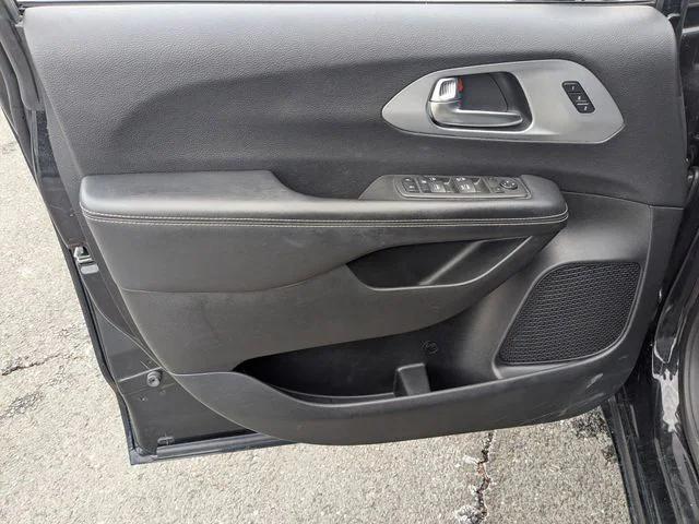 2022 Chrysler Pacifica Touring L AWD