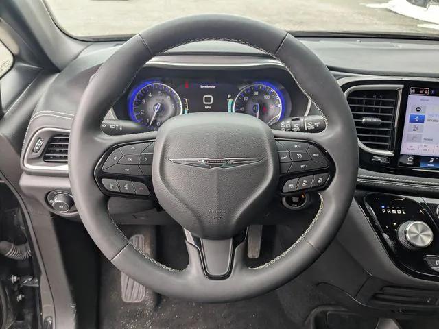 2022 Chrysler Pacifica Touring L AWD