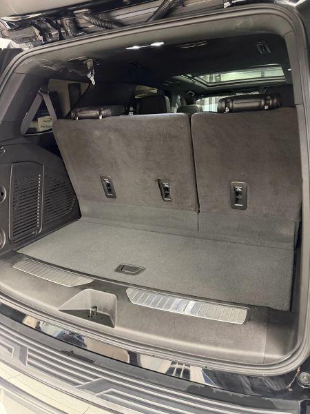 2023 Chevrolet Tahoe 4WD RST