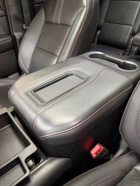 2023 Chevrolet Tahoe 4WD RST