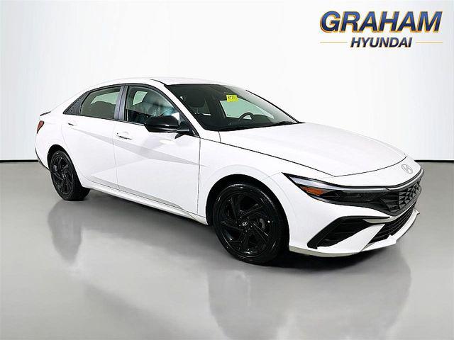 2026 Hyundai Elantra Hybrid