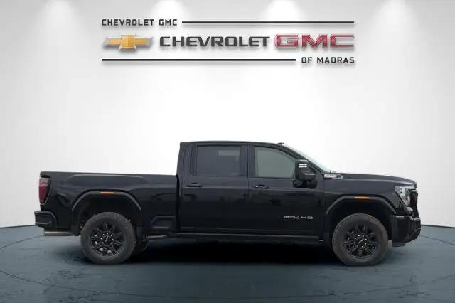 2026 GMC Sierra 2500HD Crew Cab, Standard Bed, AT4, 4WD