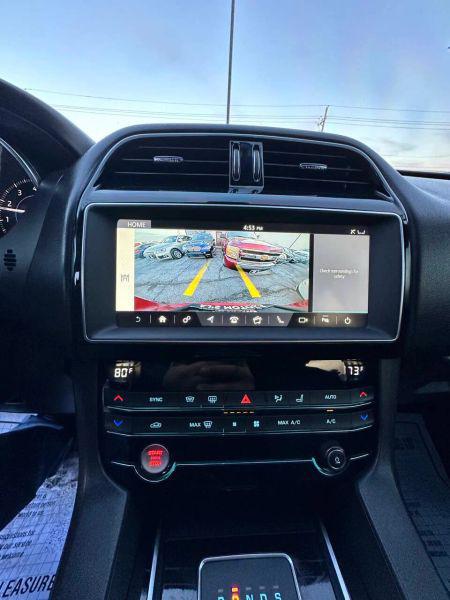 2019 Jaguar F-PACE 25t Premium