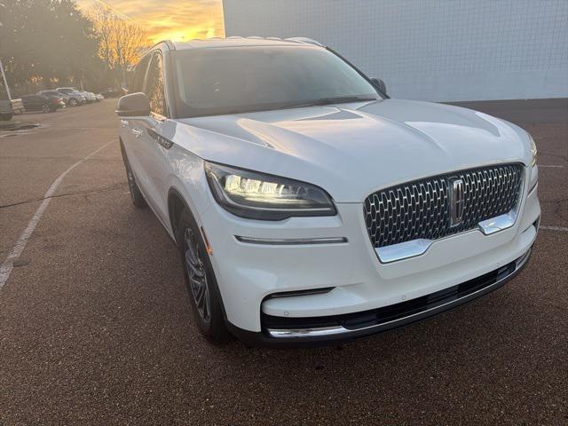 2021 Lincoln Aviator Base's photo