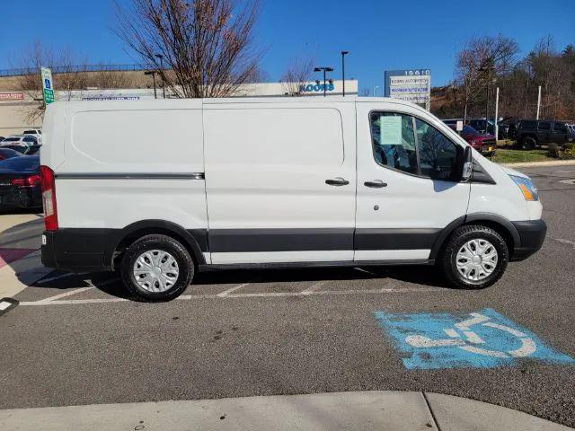 2019 Ford Transit w/60/40 Side Door w/RWB