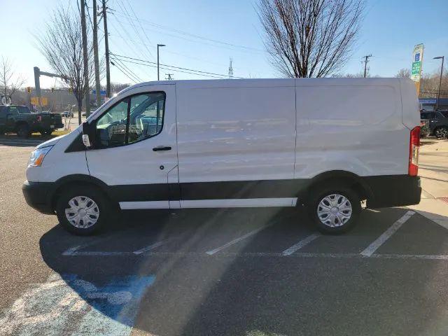 2019 Ford Transit w/60/40 Side Door w/RWB