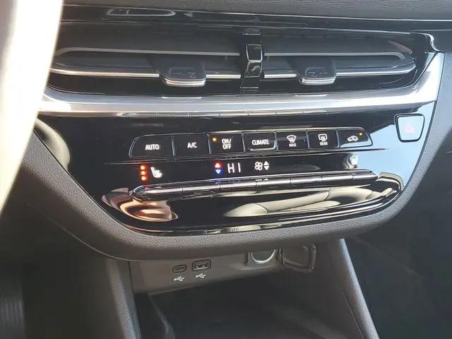 2026 Buick NV Preferred FWD