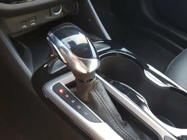 2026 Buick NV Preferred FWD