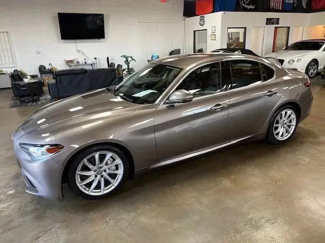 2019 Alfa Romeo Giulia RWD
