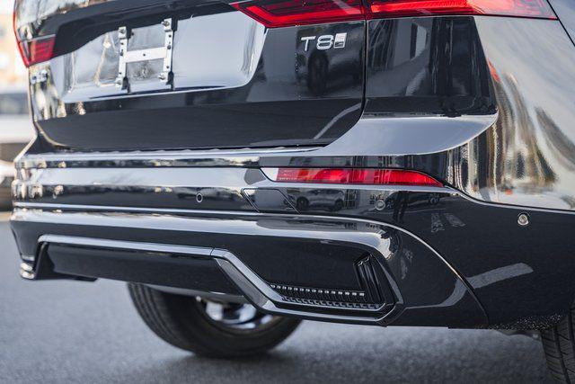 2026 Volvo XC60 Plug-In Hybrid Plus, T8 AWD Electric/Gasoline, Dark