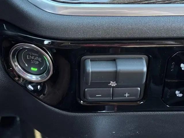 2026 Chevrolet Silverado 1500 4WD Crew Cab Short Bed LT Trail Boss