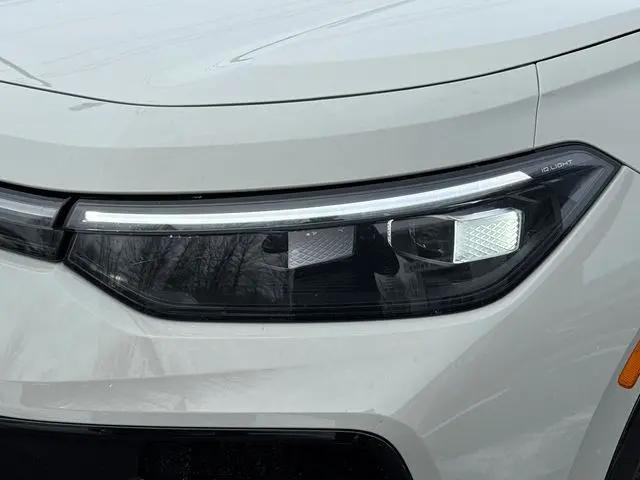 2026 Volkswagen Tiguan SEL R-Line Turbo