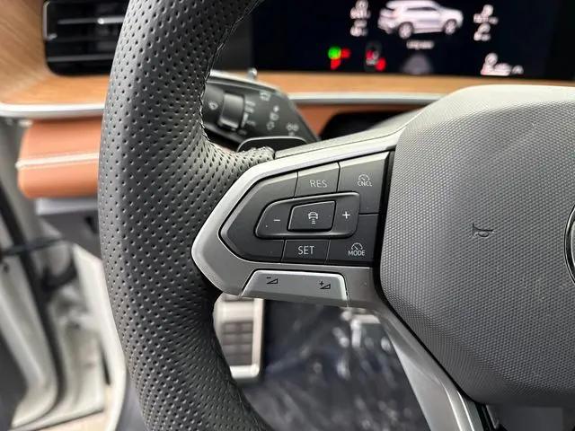 2026 Volkswagen Tiguan SEL R-Line Turbo