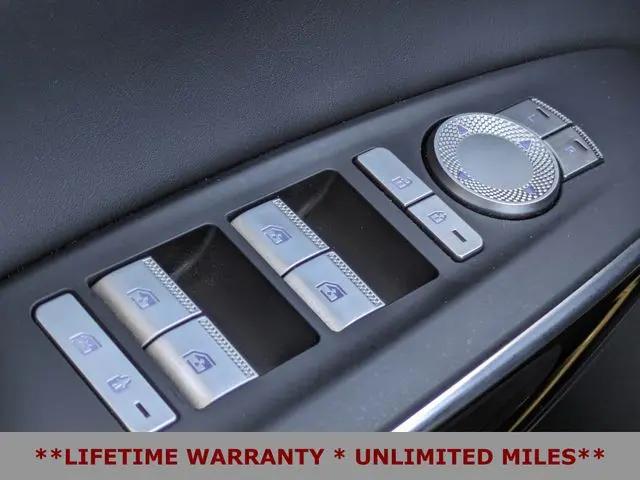 2025 Genesis GV70 2.5T AWD