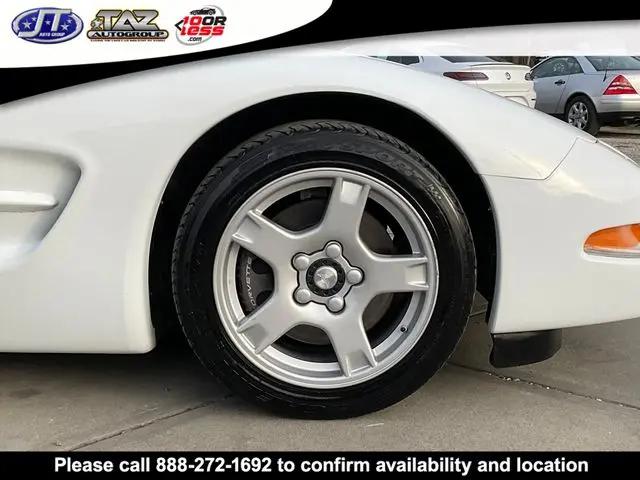 1998 Chevrolet Corvette Base
