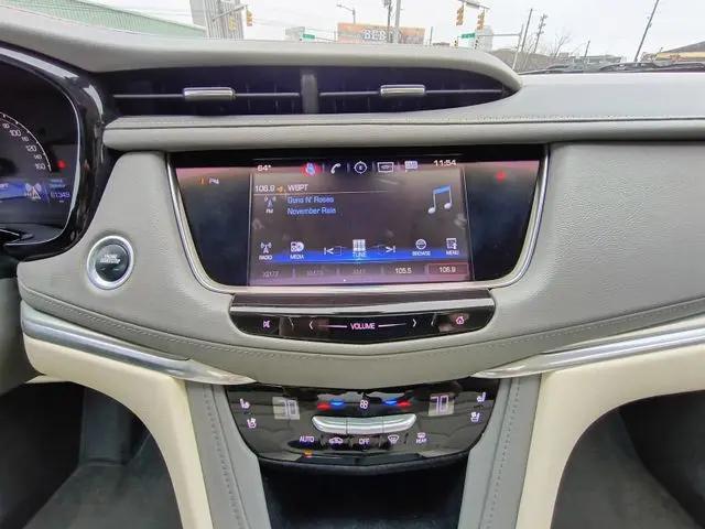 2017 Cadillac XT5 Premium Luxury