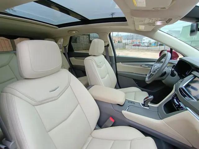 2017 Cadillac XT5 Premium Luxury