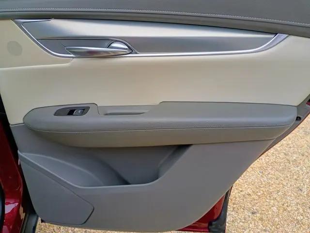 2017 Cadillac XT5 Premium Luxury