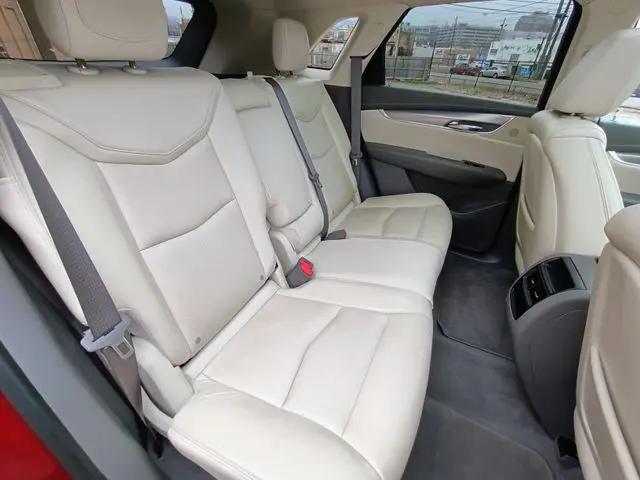 2017 Cadillac XT5 Premium Luxury