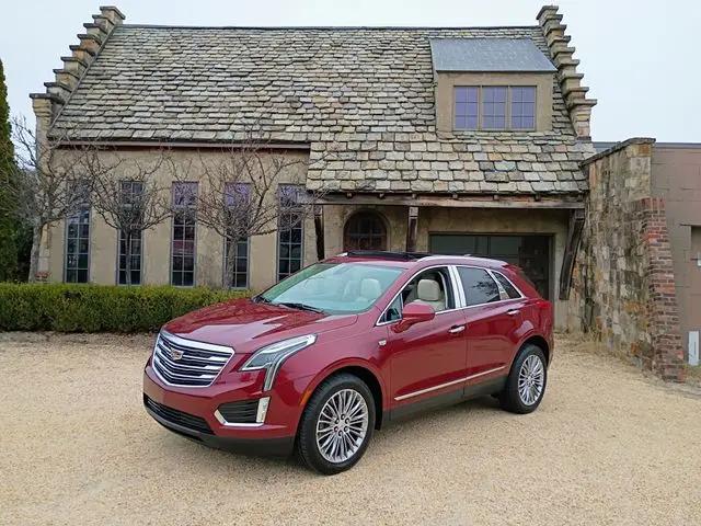 2017 Cadillac XT5 Premium Luxury