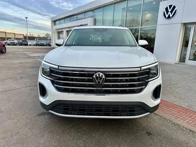 2026 Volkswagen Atlas SE with Technology