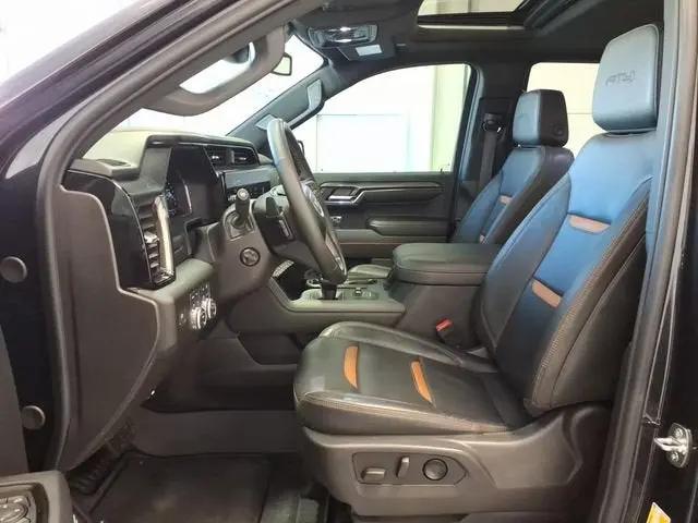 2024 GMC Sierra 1500 4WD Crew Cab Short Box AT4