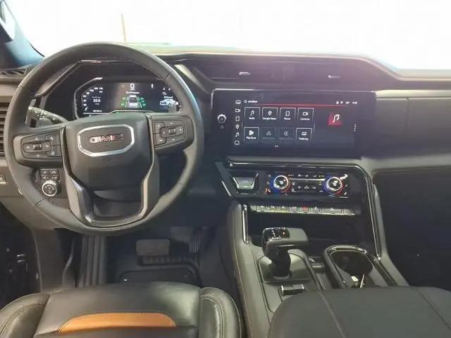 2024 GMC Sierra 1500 4WD Crew Cab Short Box AT4