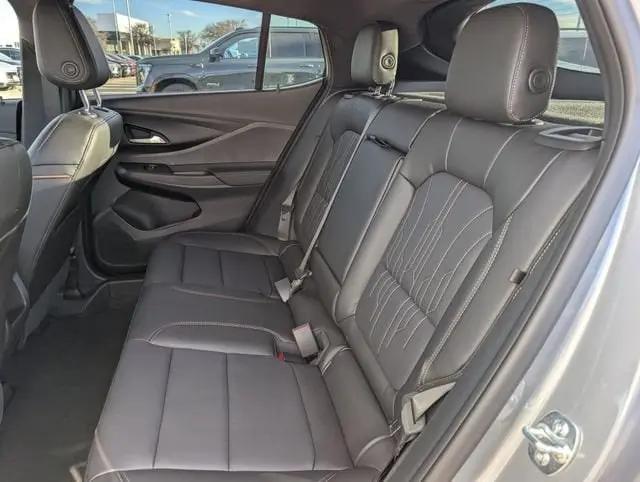 2026 Buick NV Avenir FWD