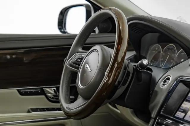 2012 Jaguar XJ XJL Portfolio