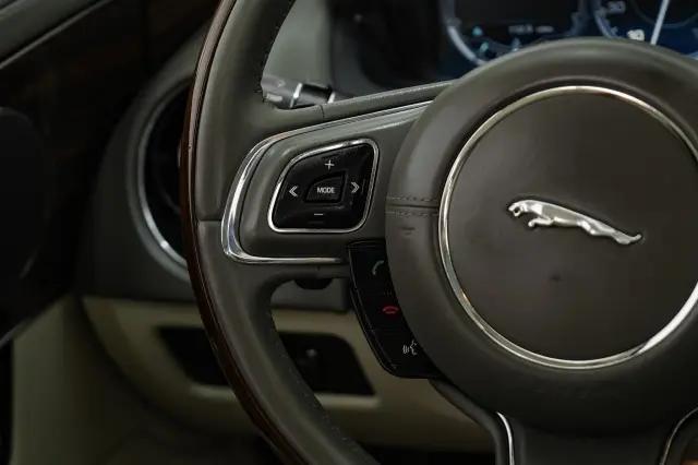 2012 Jaguar XJ XJL Portfolio