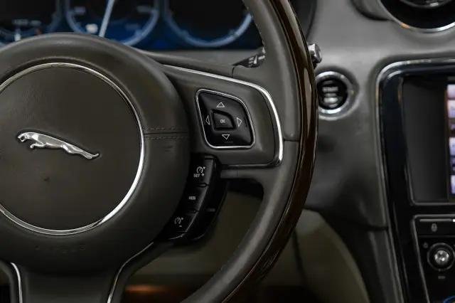 2012 Jaguar XJ XJL Portfolio