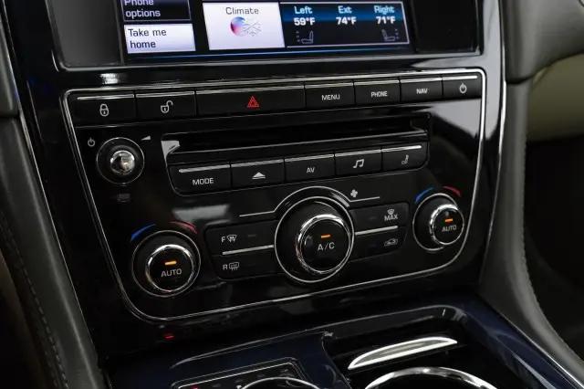 2012 Jaguar XJ XJL Portfolio
