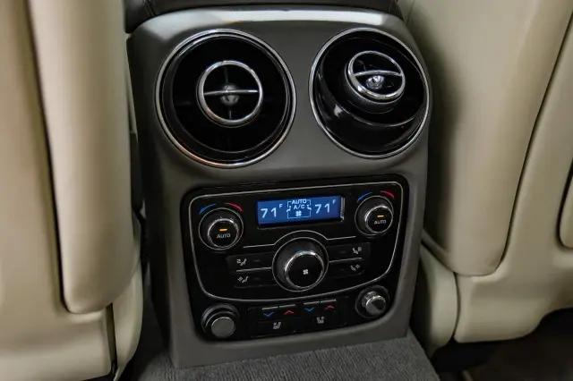2012 Jaguar XJ XJL Portfolio