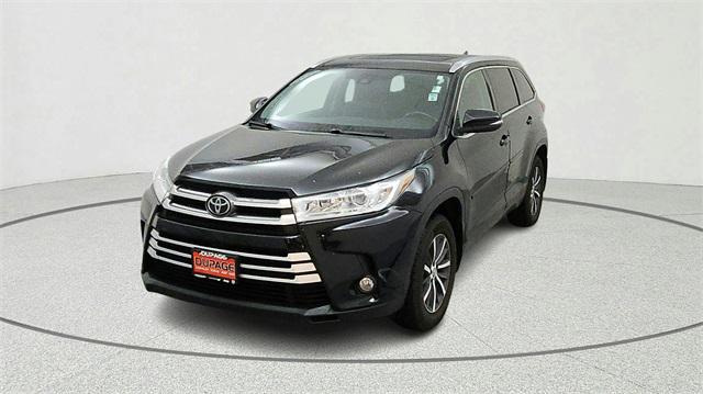 2017 Toyota Highlander XLE 2017 Toyota Highlander XLE