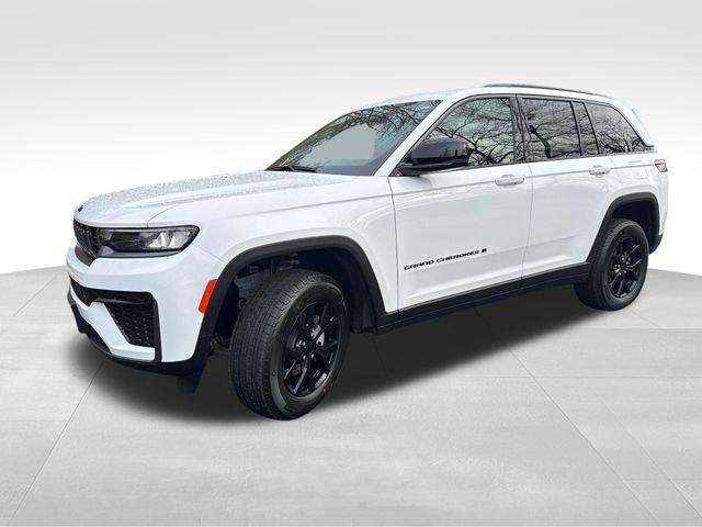 2026 Jeep Grand Cherokee GRAND CHEROKEE LAREDO ALTITUDE 4X4